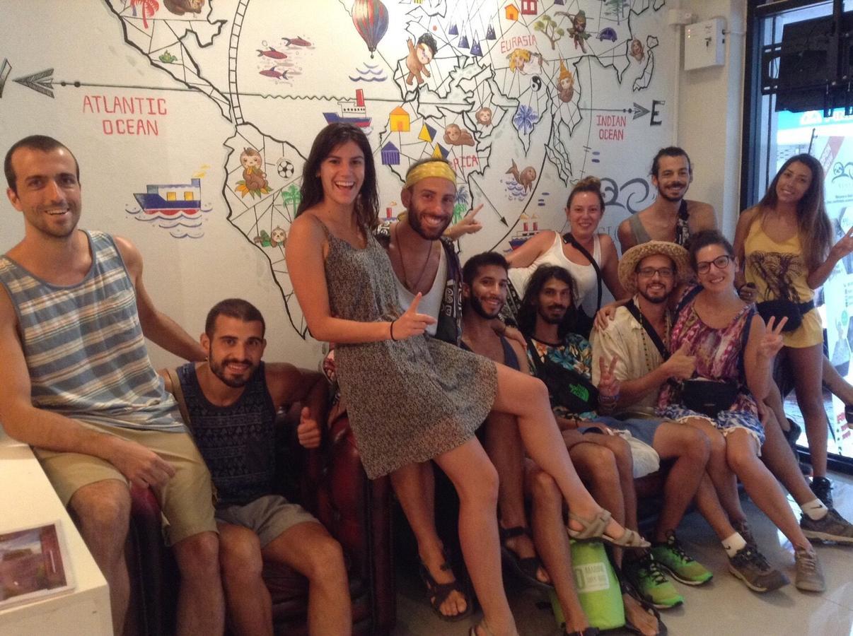 Sloth Hostel Khaosan Bangkok Esterno foto