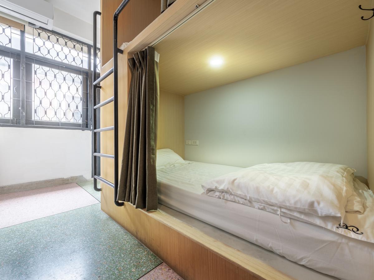 Sloth Hostel Khaosan Bangkok Esterno foto