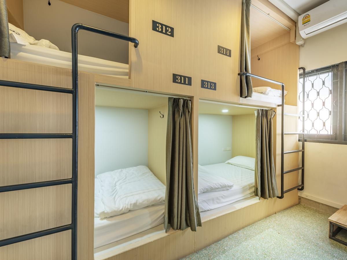 Sloth Hostel Khaosan Bangkok Esterno foto