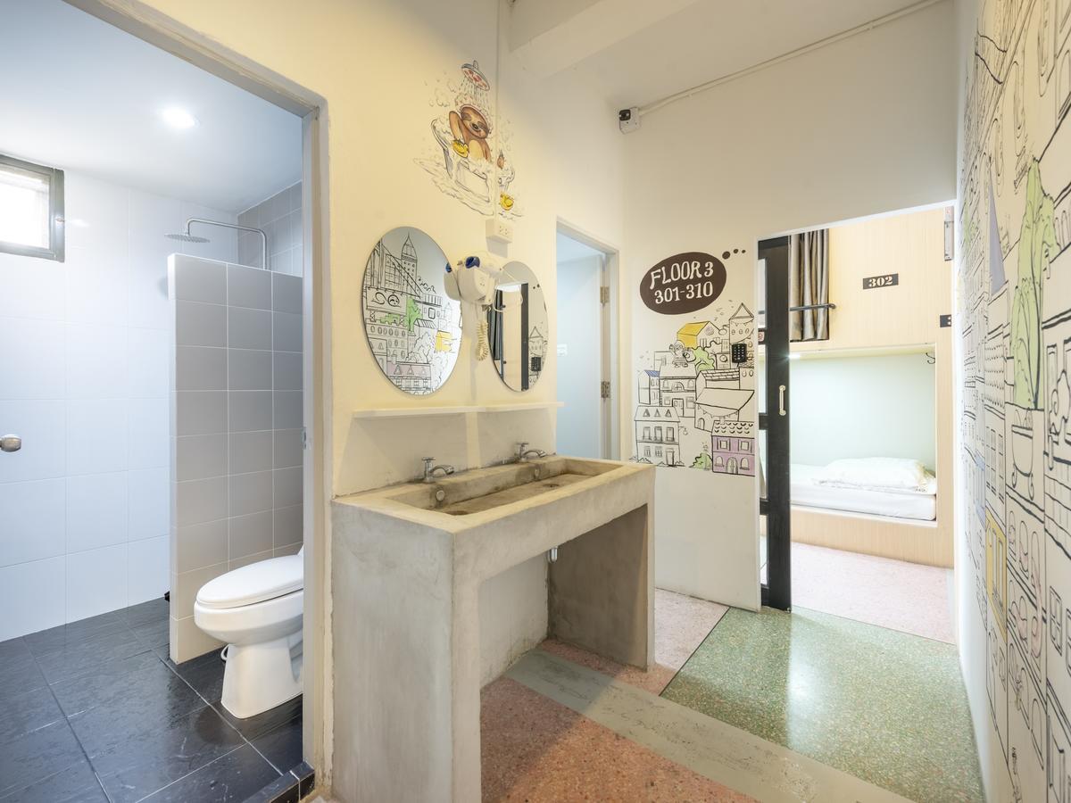 Sloth Hostel Khaosan Bangkok Esterno foto