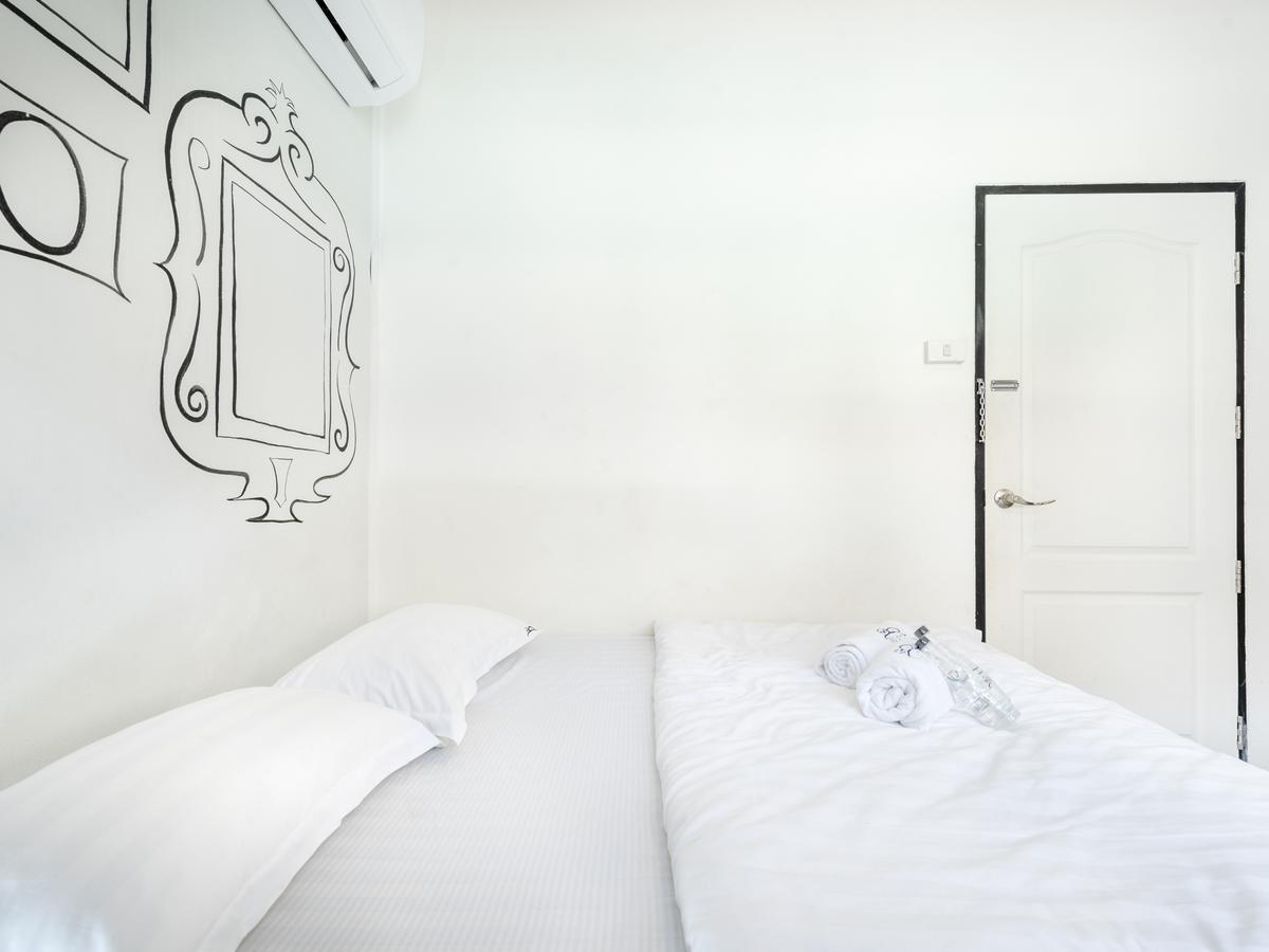 Sloth Hostel Khaosan Bangkok Esterno foto