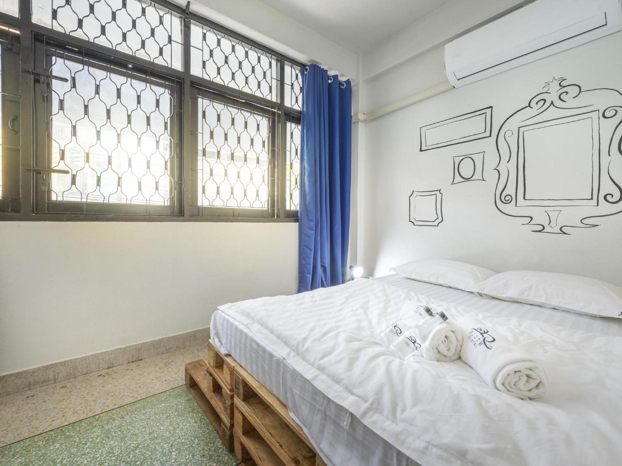 Sloth Hostel Khaosan Bangkok Esterno foto