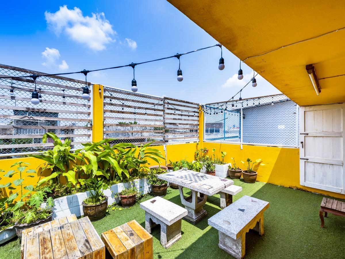 Sloth Hostel Khaosan Bangkok Esterno foto